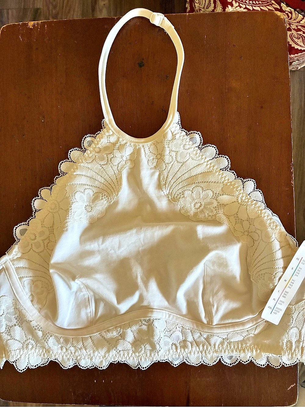 Lace Halter Bandeau in White Size large NWT